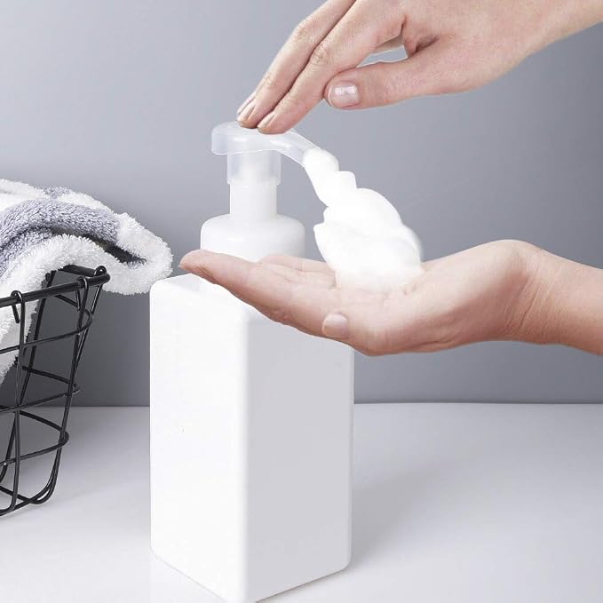 UUJOLY Foaming Soap Dispenser 650ml Refillable Plastic Pump Bottle - Image 3