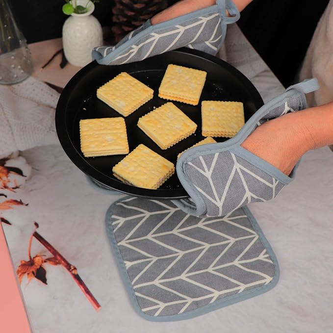 Heat Resistant Potholders Hot Pads-6 Kitchen Pot Holders Set - Image 4