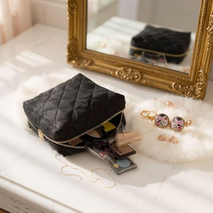 Emma & Chloe Travel Toiletry Bags - Image 4