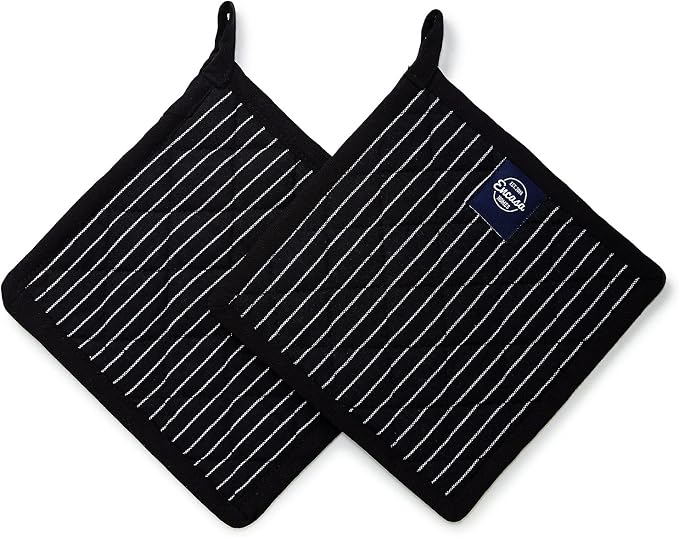 Encasa XO 8 inches Oven Microwave Potholders by EncasaXO