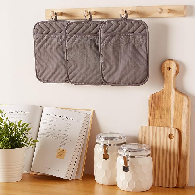 DII Heat Resistant Quilted Cotton Pot Holder Set, Designed - Image 6