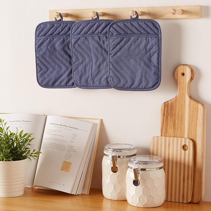 DII Heat Resistant Quilted Cotton Pot Holder Set, Designed - Image 5