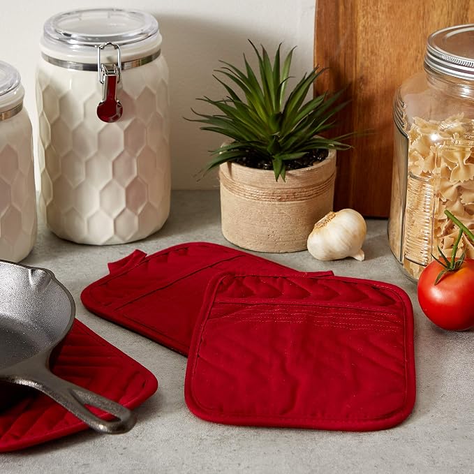 DII Heat Resistant Quilted Cotton Pot Holder Set, Designed - Image 4