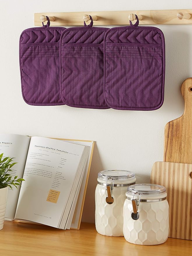 DII Heat Resistant Quilted Cotton Pot Holder Set, Designed - Image 5